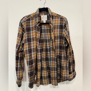 St John’s Bay long sleeve flannel button down shirt.